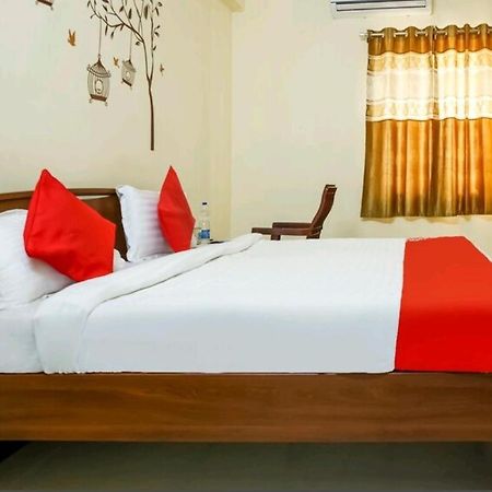 Nandas Grand Nellore Esterno foto